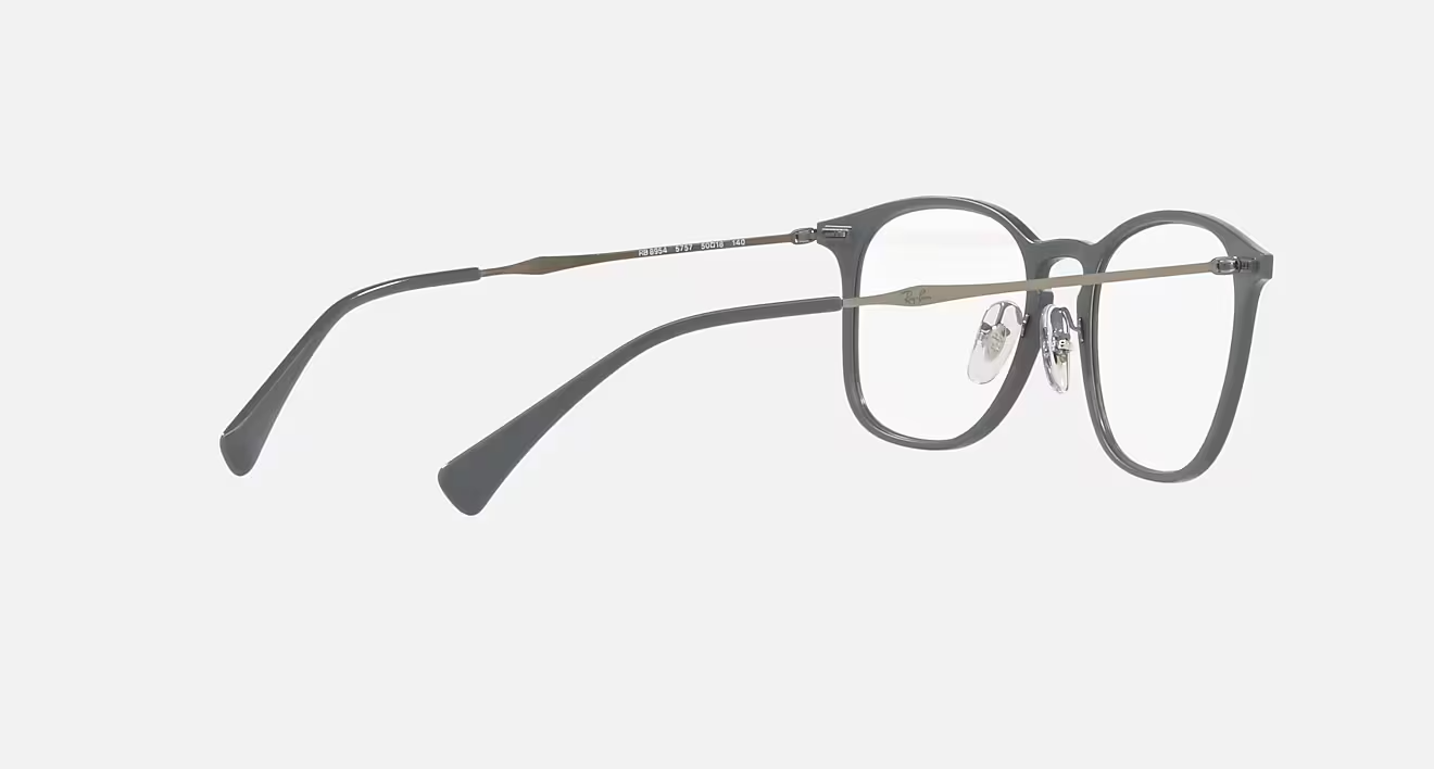 RAY BAN